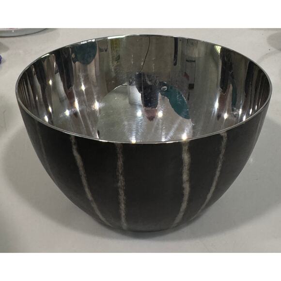 Michael Aram Studio Nur Bowl Black Etched Stainles 4.5 African Collection - Picture 2 of 3